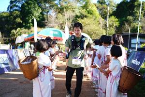 BIB: 250
                            <button type="button" onclick="openModal(19045490)" class="btn btn-primary btn-sm float-right btn-popup" data-toggle="modal" data-target=".modal-high-quality">
                        <i class="fas fa-shopping-cart"></i> Add to Cart
                    </button>
                                            <button type="button" onclick="isThisMe(19045490, true)" class="btn btn-success btn-sm float-right btn-popup btn-isme hidden" data-toggle="tooltip" data-placement="bottom" title="นี่คือรูปของคุณใช่ไหม คลิกที่นี่เพื่อเอาเข้าอัลบั้ม">
                        <i class="fas fa-plus"></i> Add to album
                    </button>
                    <button type="button" onclick="isThisMe(19045490, false)" class="btn btn-warning btn-sm float-right btn-popup btn-isnotme hidden">
                        <i class="fas fa-ban"></i> Remove from album
                    </button>